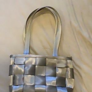 Harvey’s The Original Seatbelt Bag, small